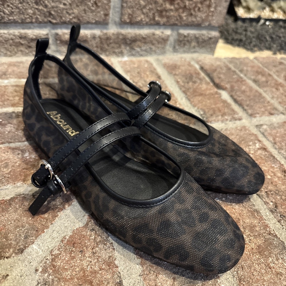 Abound Leopard Print Mesh Mary Jane Flats Black Buckle Strap Shoes Women Sz 6.5